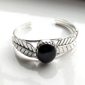 Vintage Signed Best Silver Tone Faux Onyx Leaf Feather Boho Cuff Bracelet